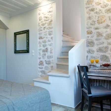 Acquaterra Villas Tsoukaladhes Bagian luar foto