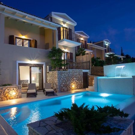 Acquaterra Villas Tsoukaladhes Bagian luar foto