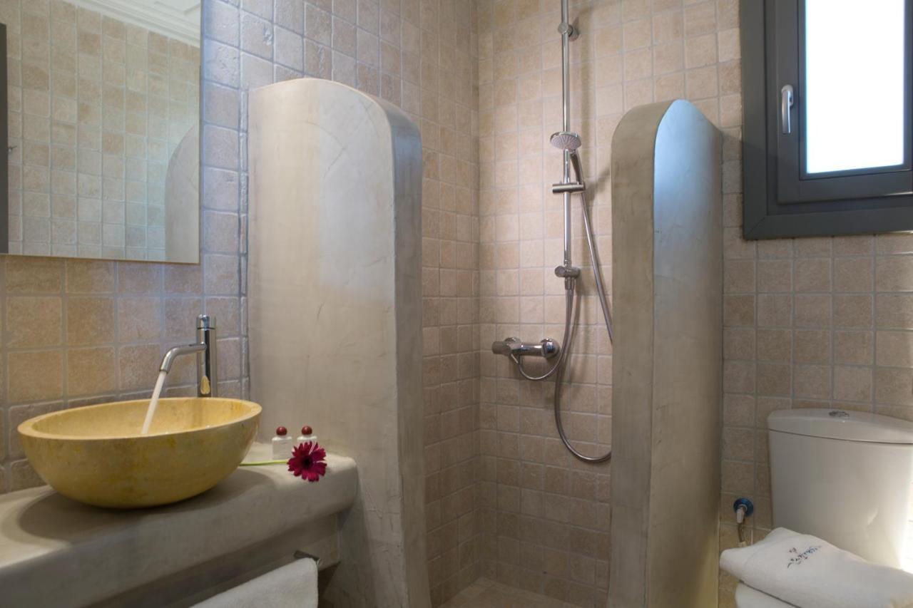 Acquaterra Villas Tsoukaladhes Bagian luar foto