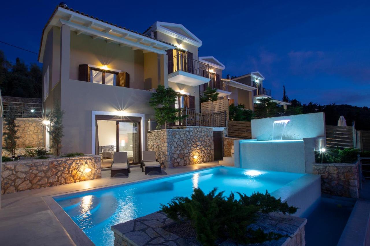 Acquaterra Villas Tsoukaladhes Bagian luar foto