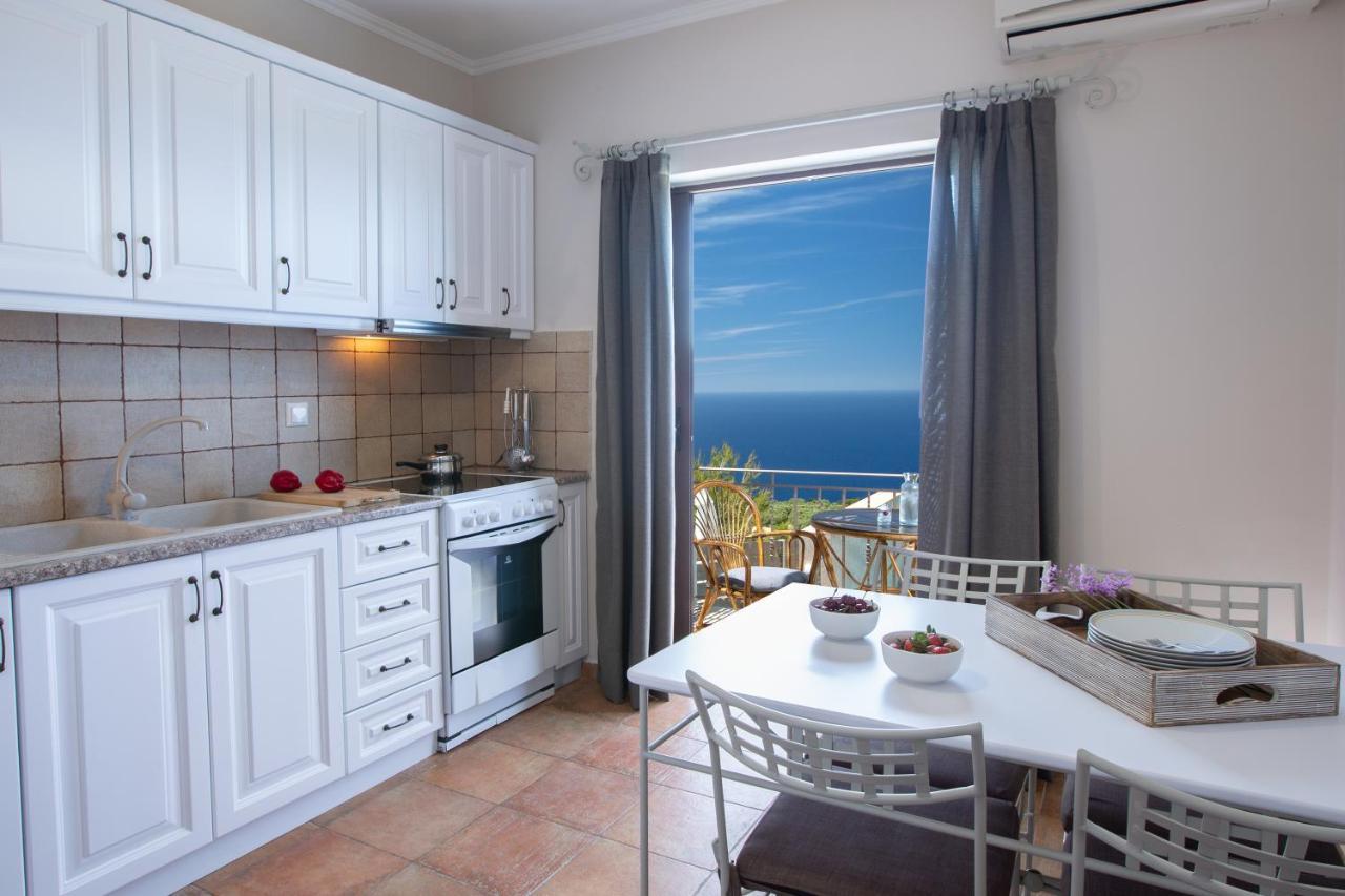 Acquaterra Villas Tsoukaladhes Bagian luar foto