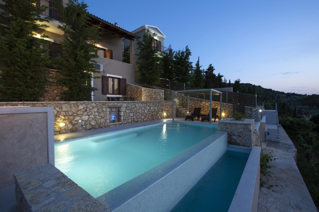 Acquaterra Villas Tsoukaladhes Bagian luar foto