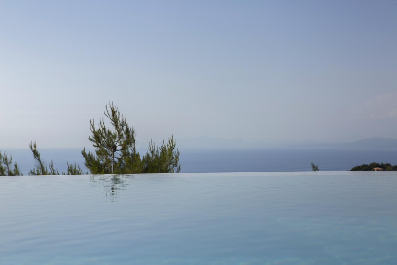 Acquaterra Villas Tsoukaladhes Bagian luar foto